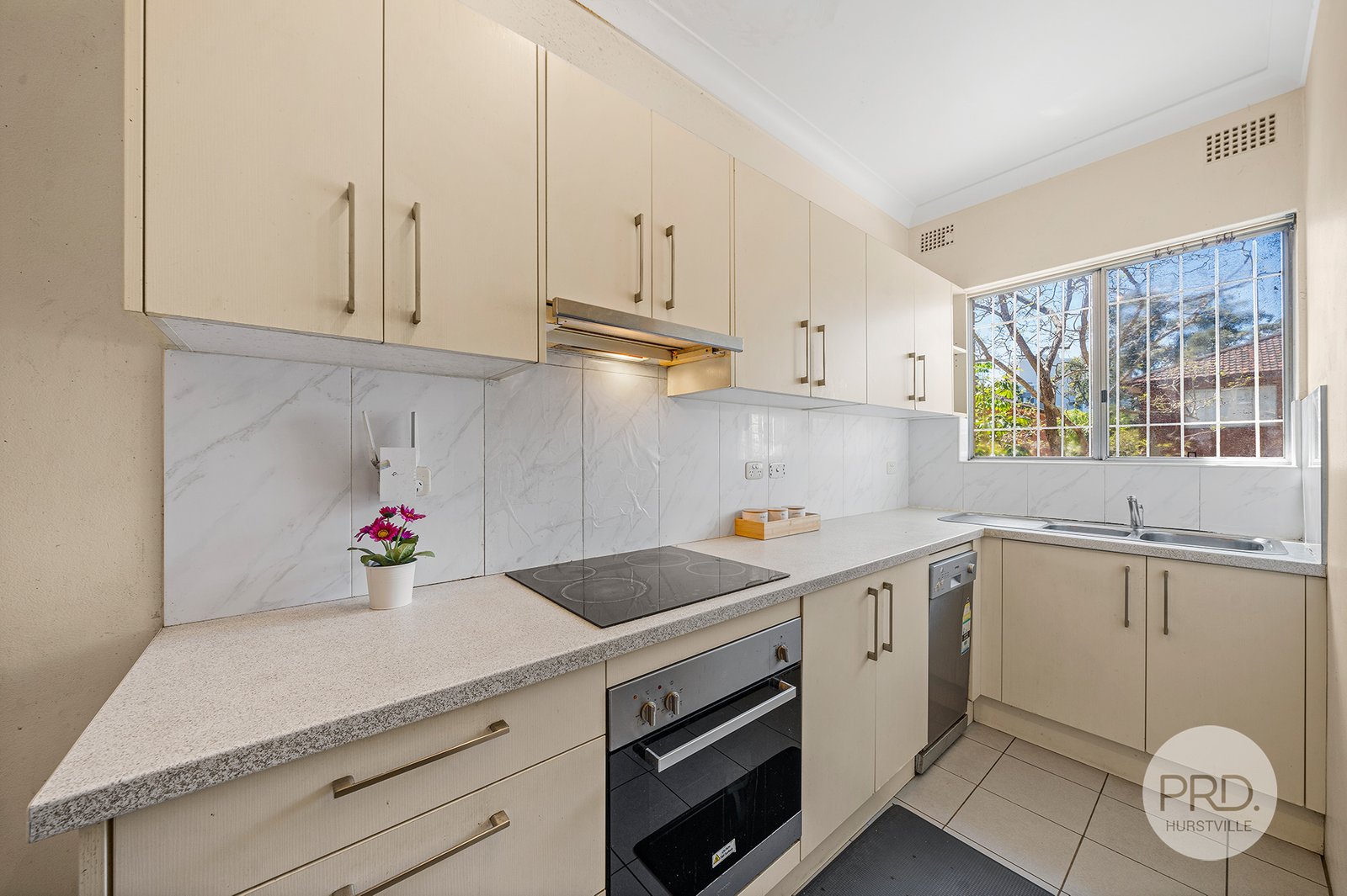 9/8-10 King Street KOGARAH 3