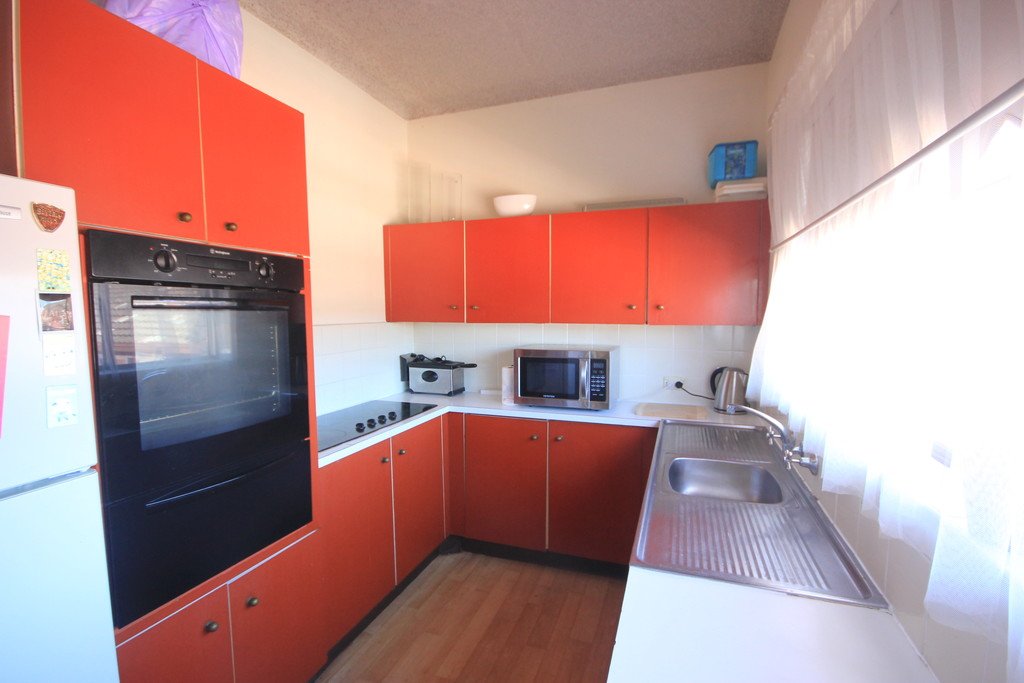 98-100 Chuter Avenue RAMSGATE BEACH 3