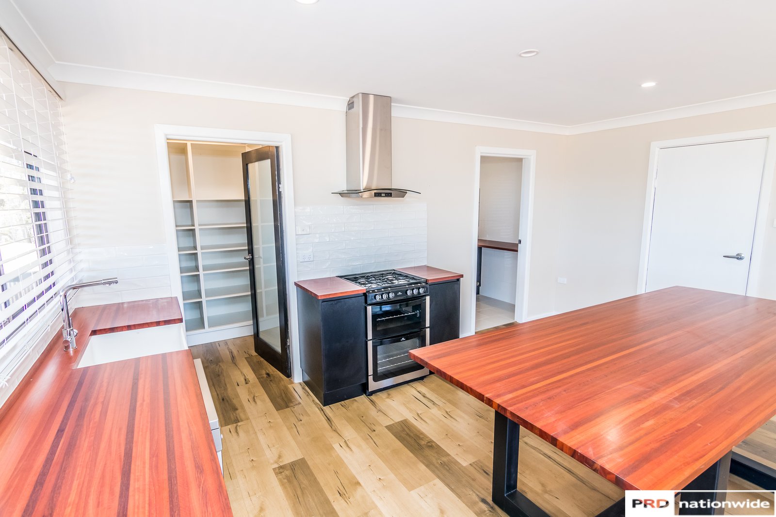 98-100 Scotland Street SOMERTON 8