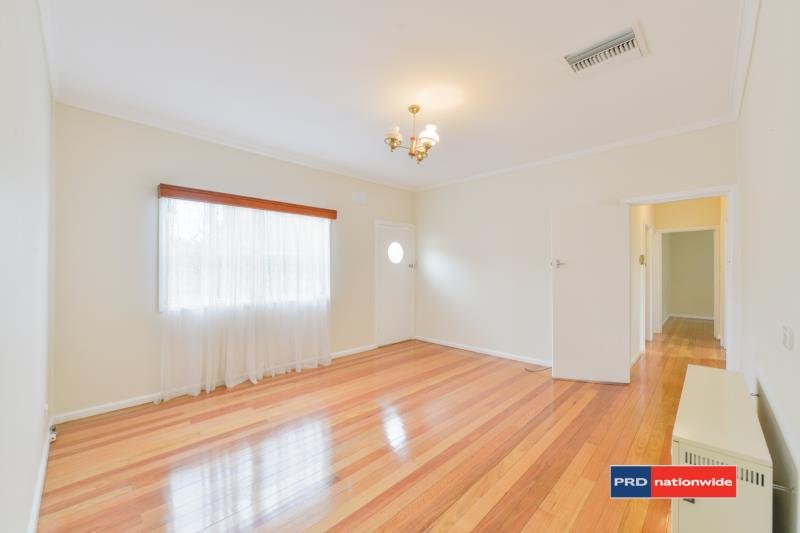 98 Bourke Street TAMWORTH 3
