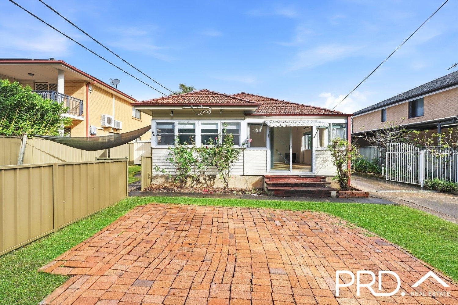 98 Carrington Street REVESBY 2