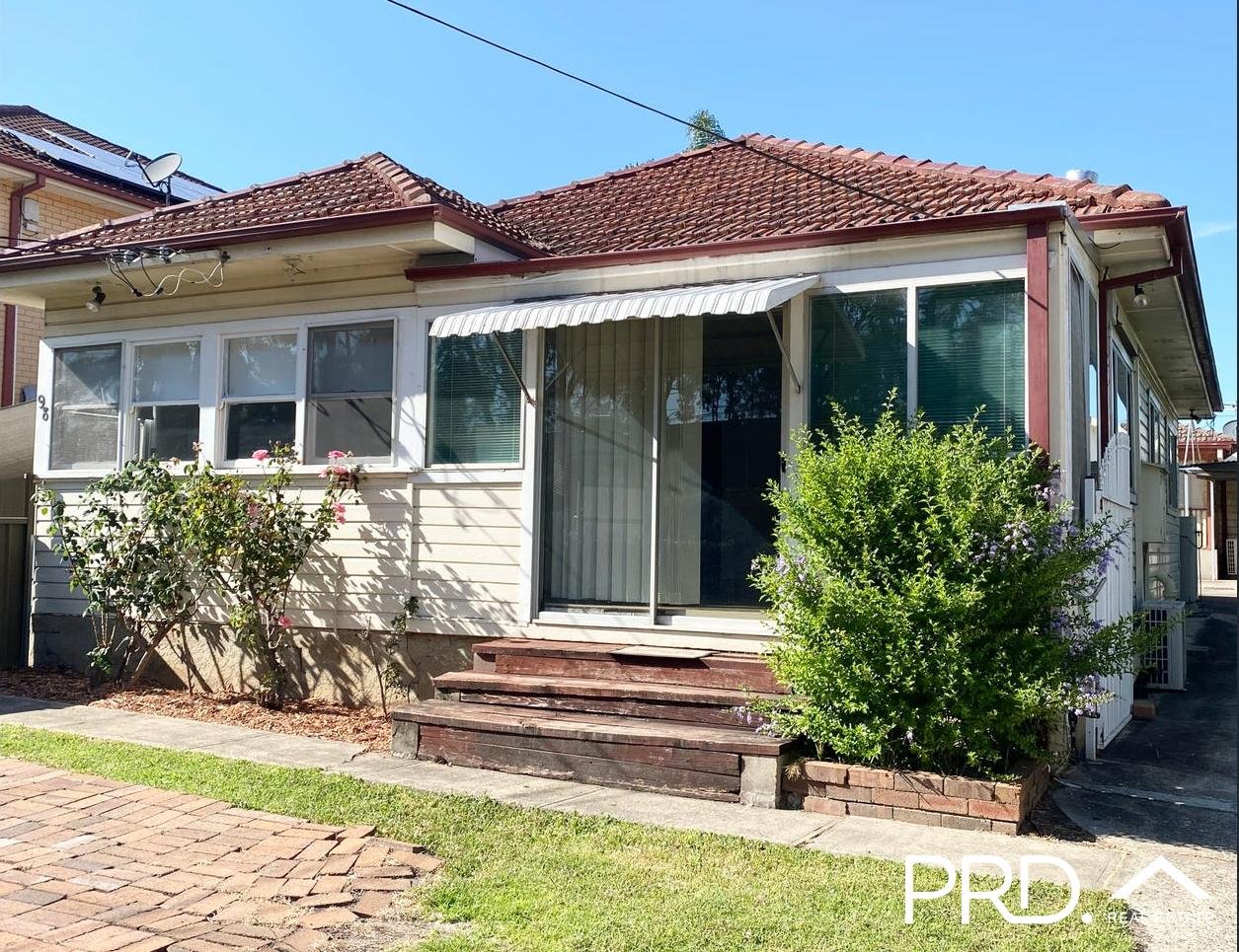 98 Carrington Street REVESBY 1
