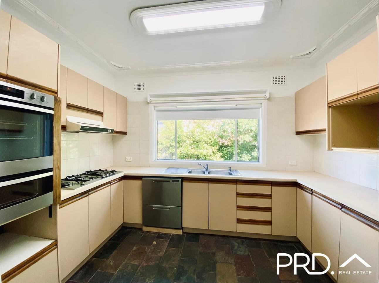 98 Carrington Street REVESBY 5