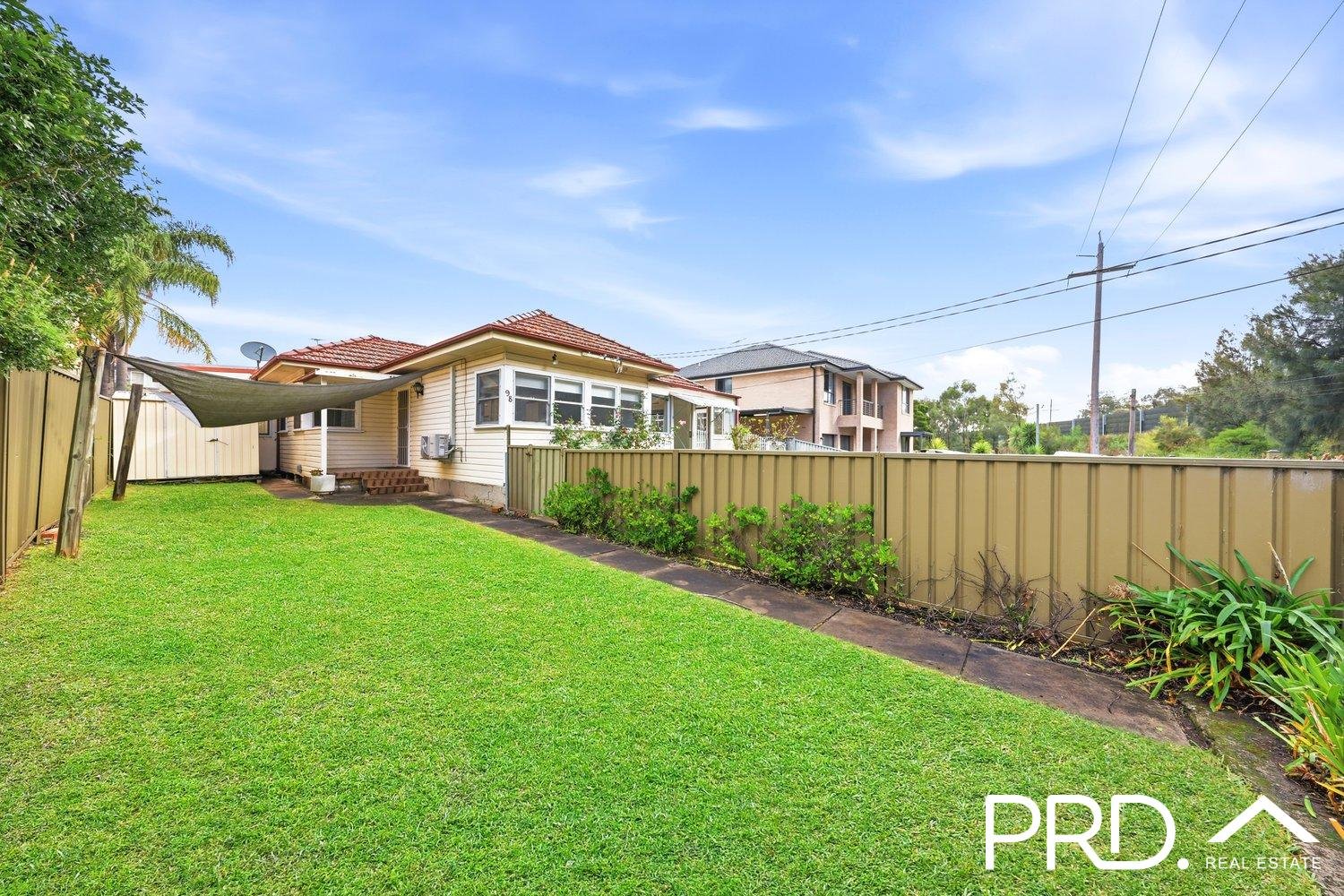 98 Carrington Street REVESBY 11