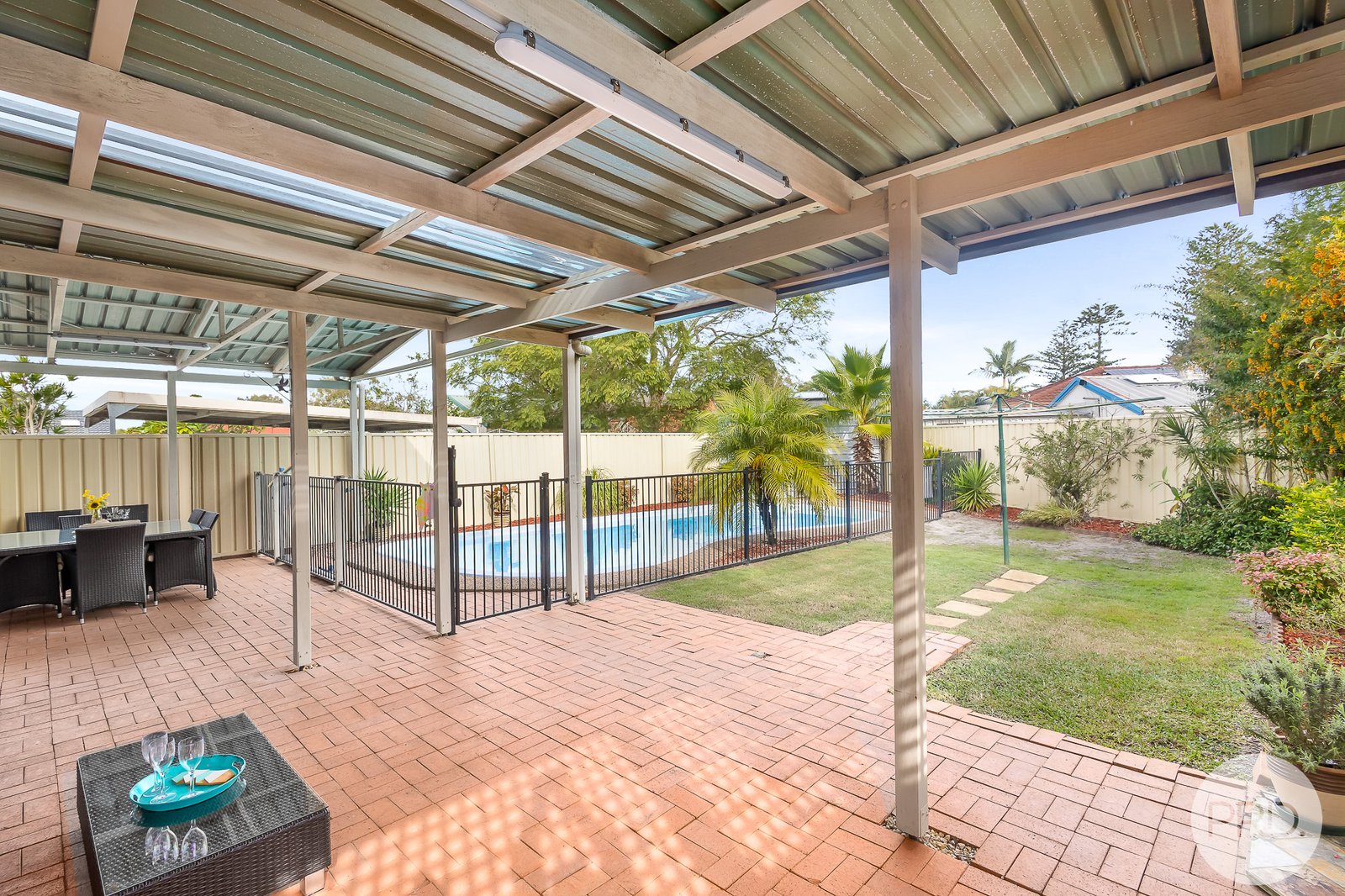 98 Clemenceau Crescent TANILBA BAY 1