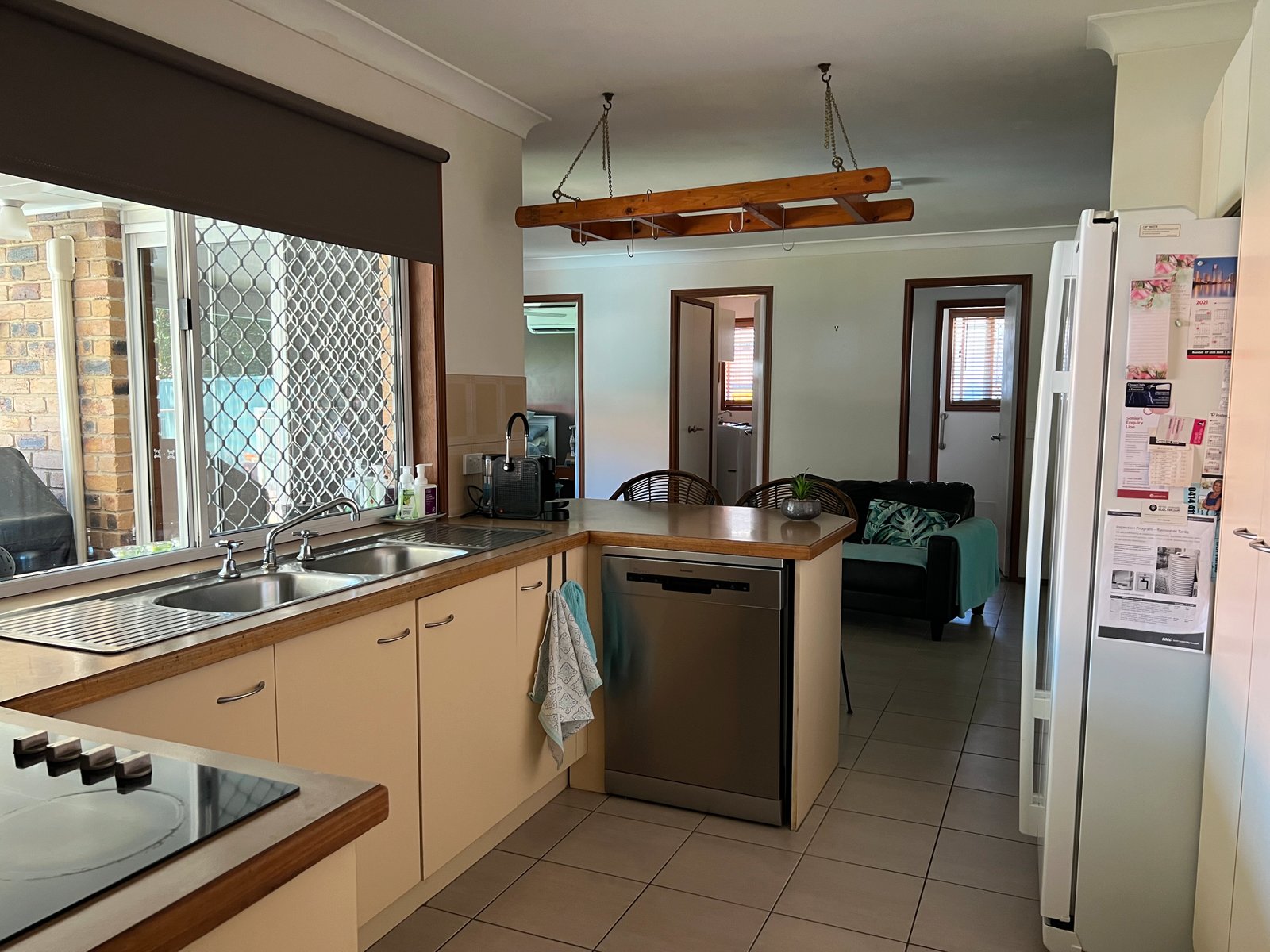 98 Clives Circuit CURRUMBIN WATERS 3