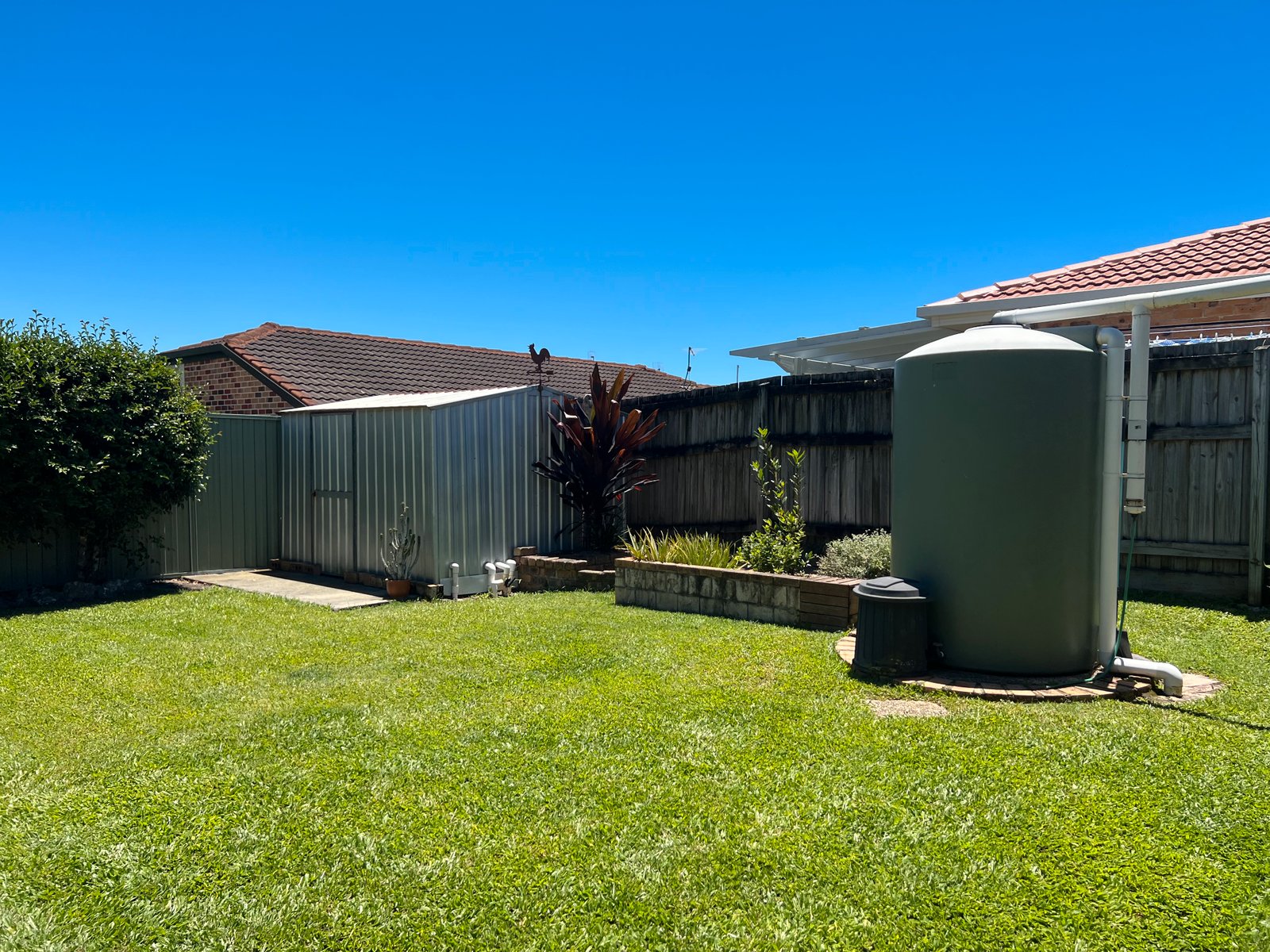 98 Clives Circuit CURRUMBIN WATERS 16