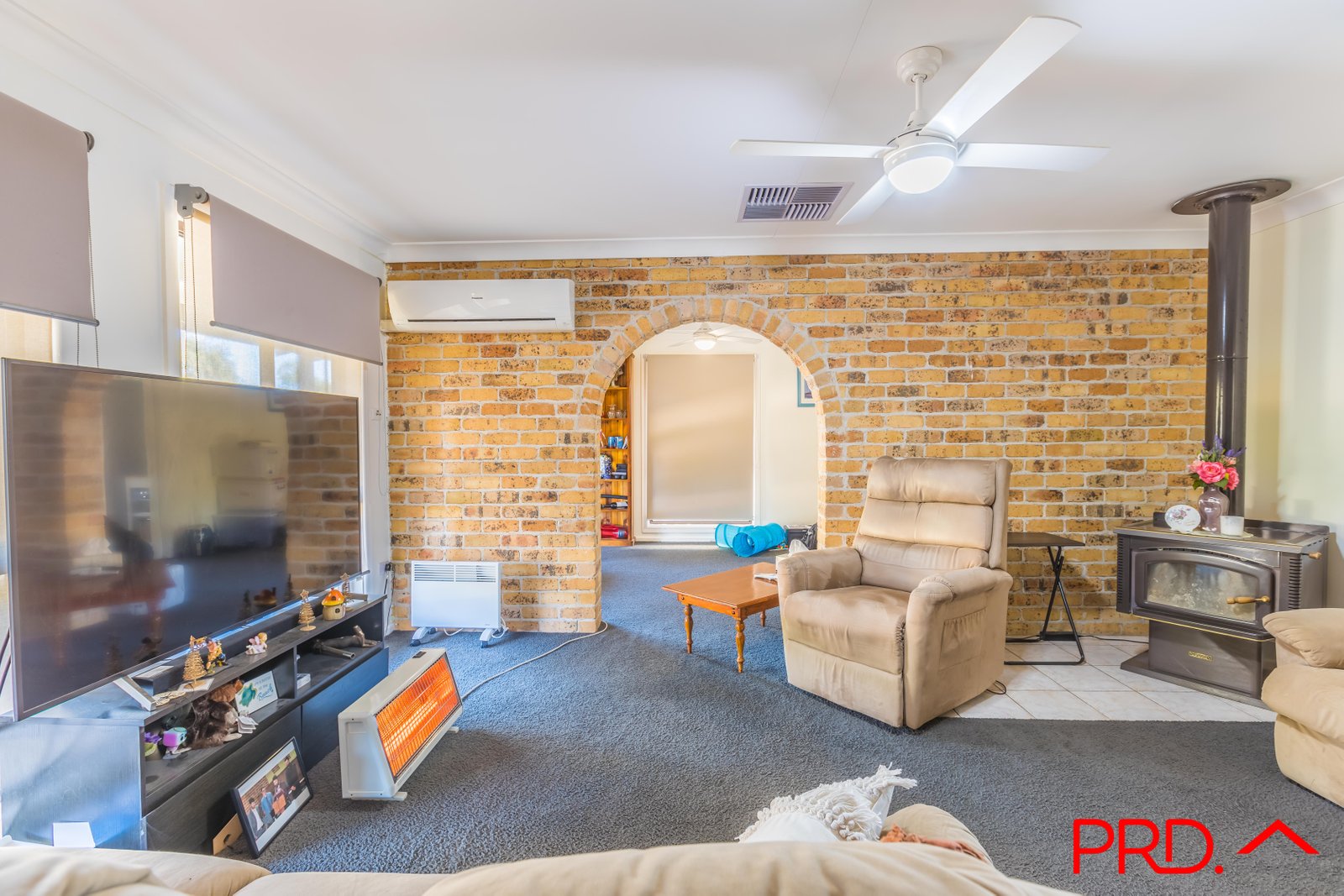 98 Court Street MANILLA 4