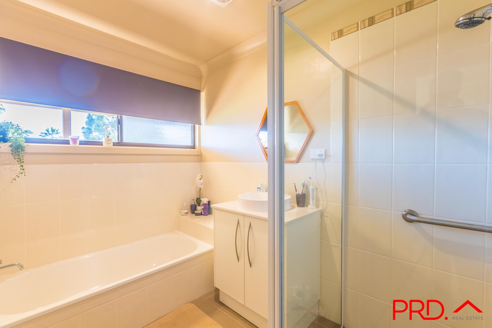 98 Court Street MANILLA 10