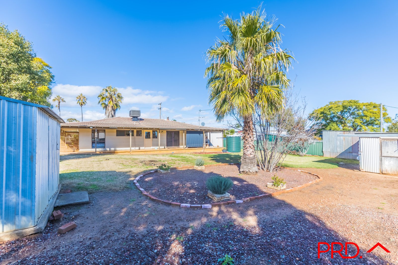 98 Court Street MANILLA 15