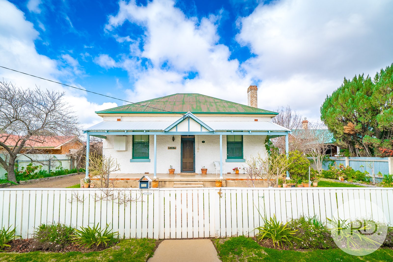 98 Crampton Street WAGGA WAGGA 1