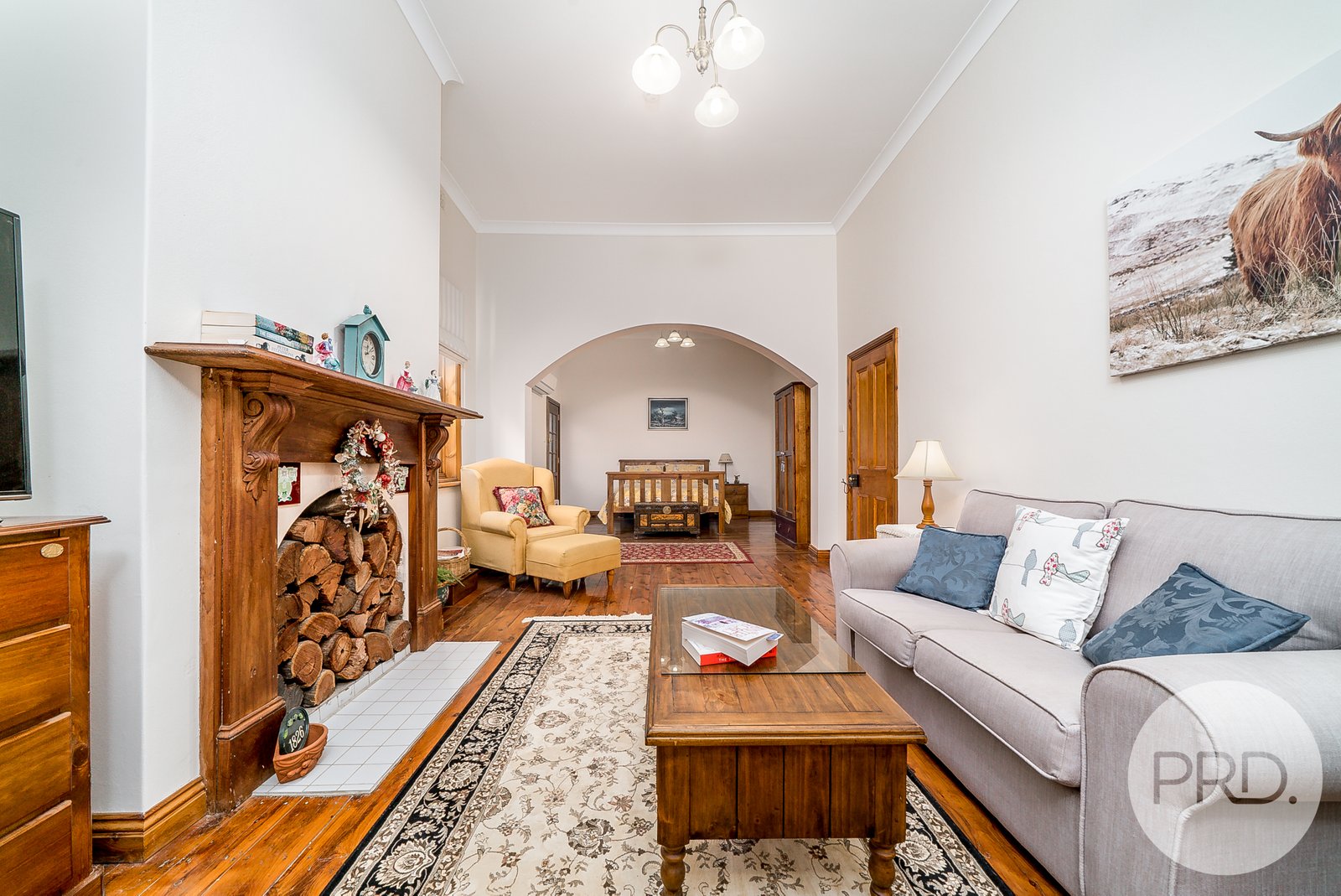 98 Crampton Street WAGGA WAGGA 9