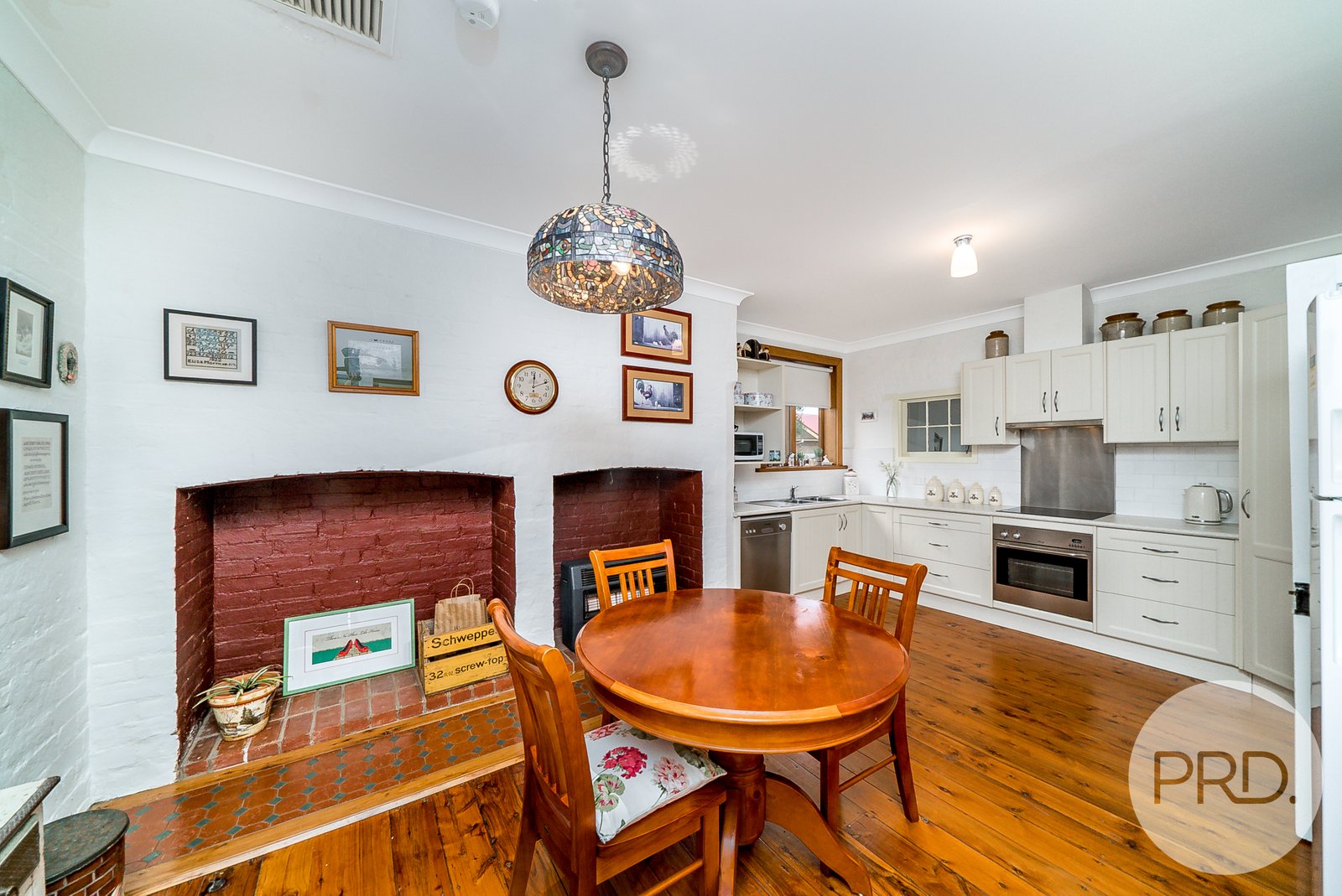 98 Crampton Street WAGGA WAGGA 13