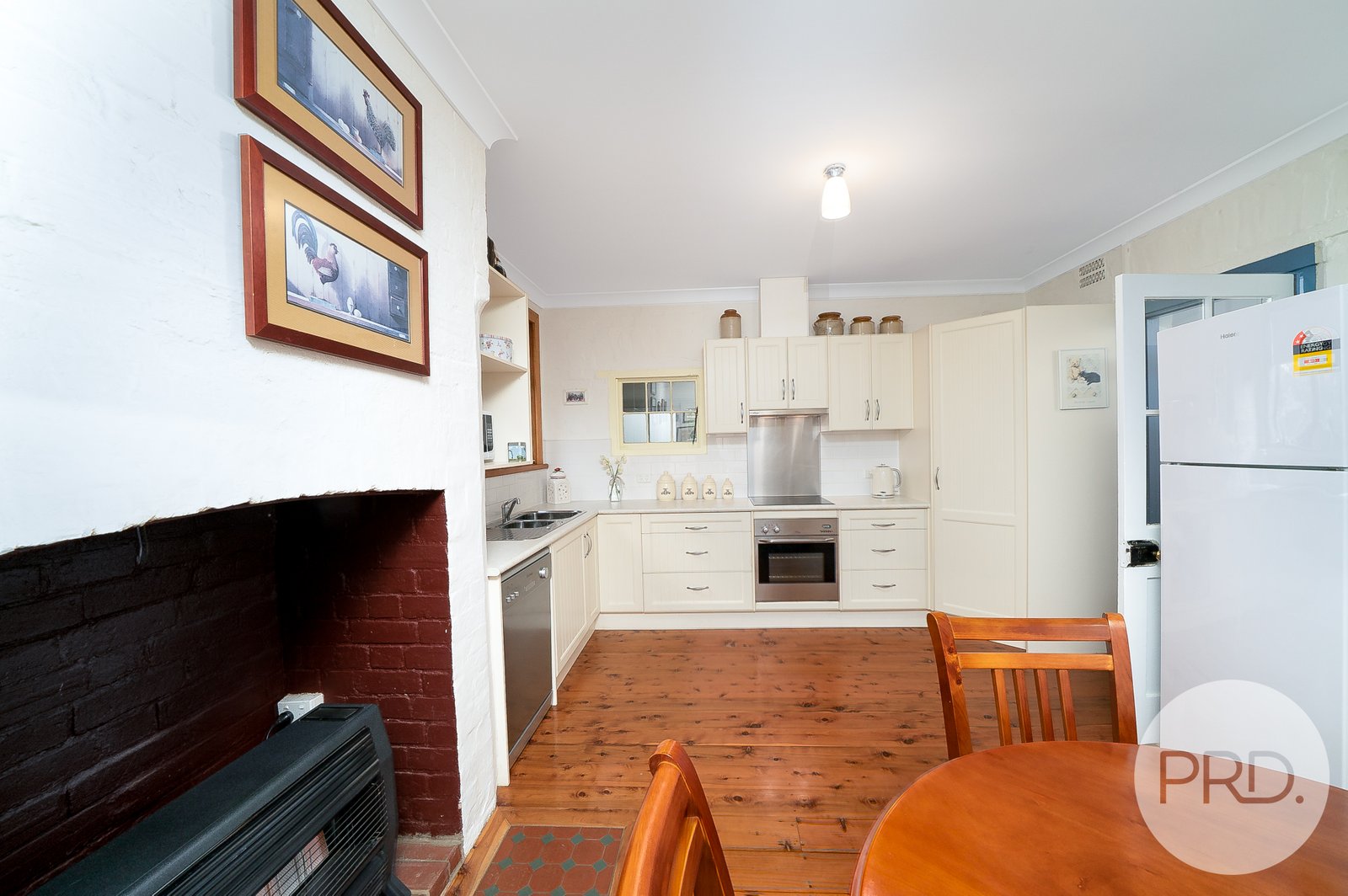 98 Crampton Street WAGGA WAGGA 15