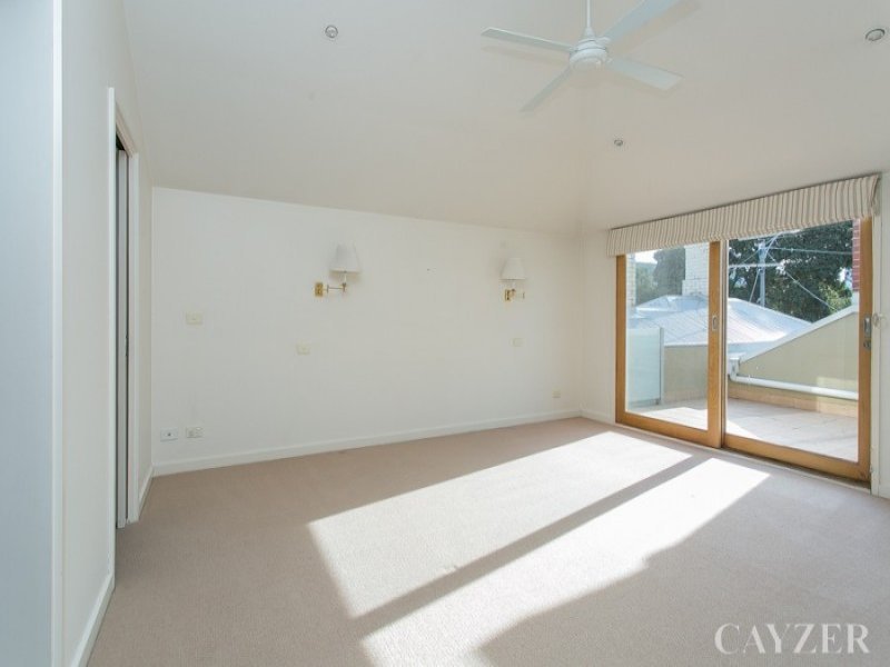Gallery: 98 Danks Street