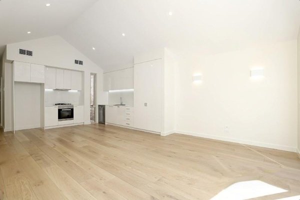 Gallery: 98 Delbridge Street