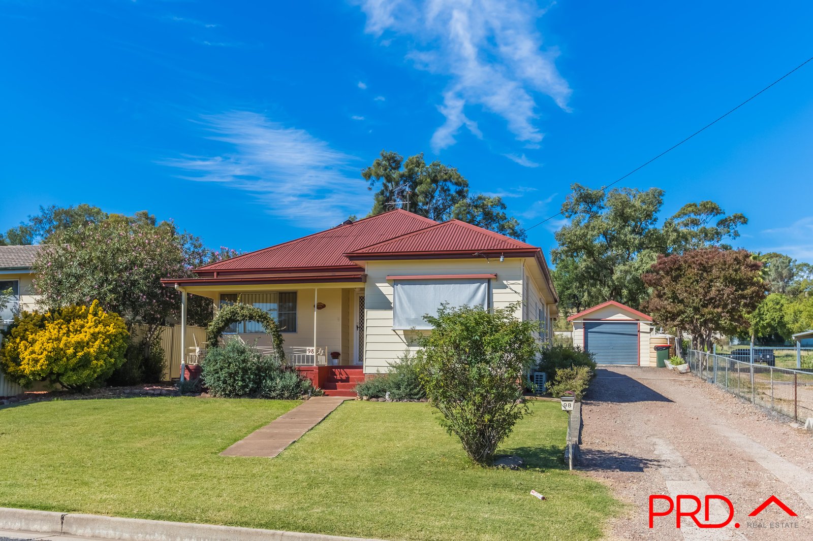 98 Dewhurst Street WERRIS CREEK 1
