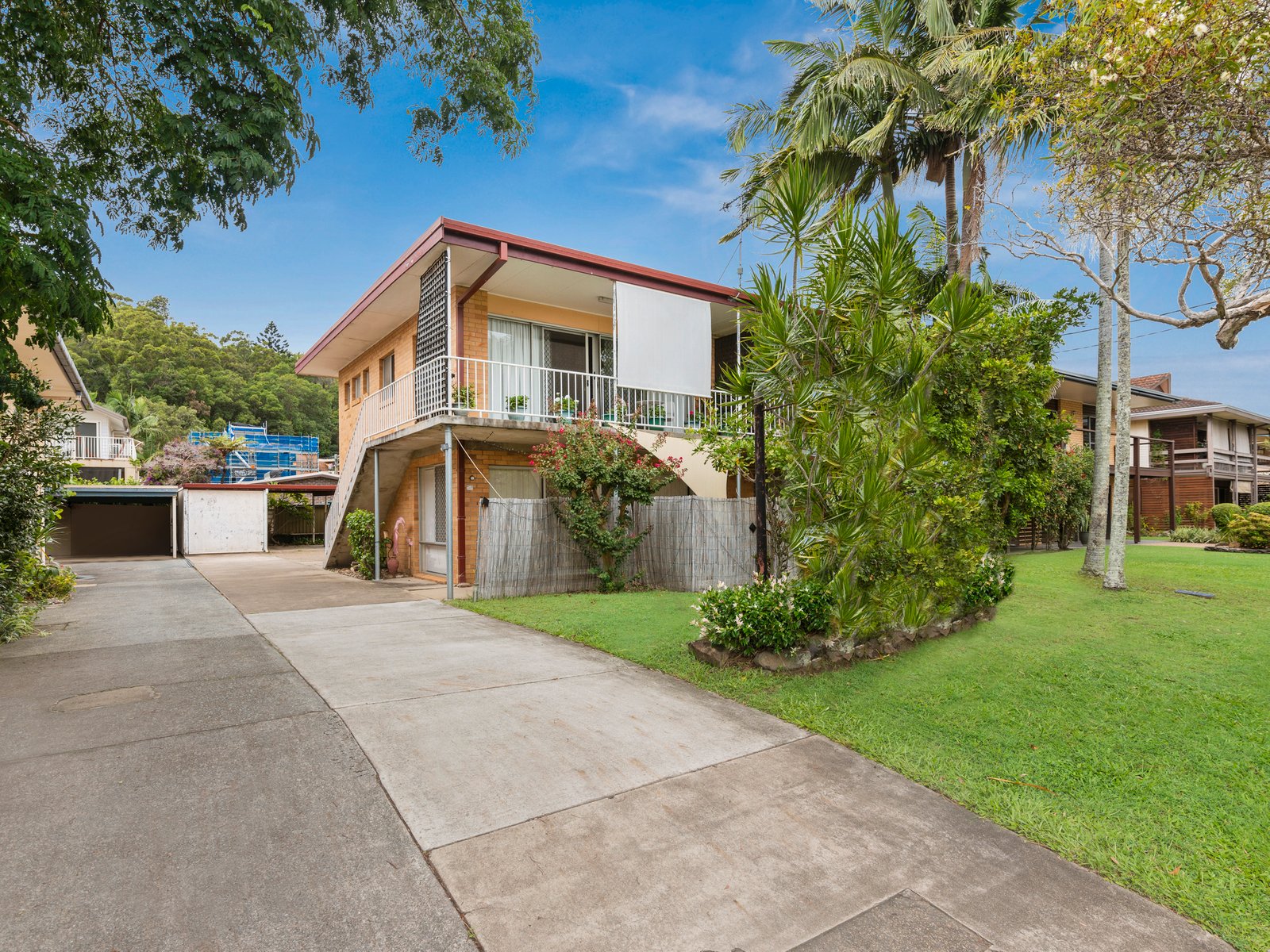 98 Duringan Street CURRUMBIN 2