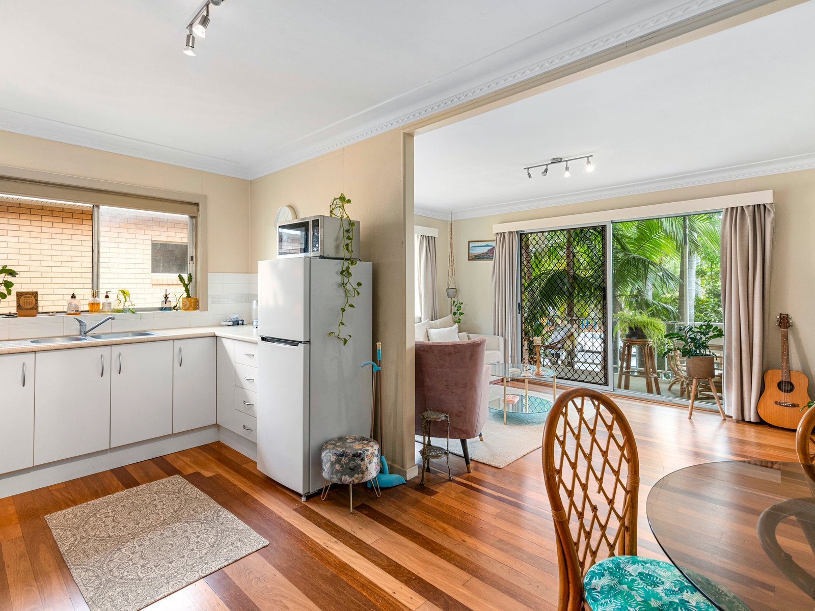 98 Duringan Street CURRUMBIN 7