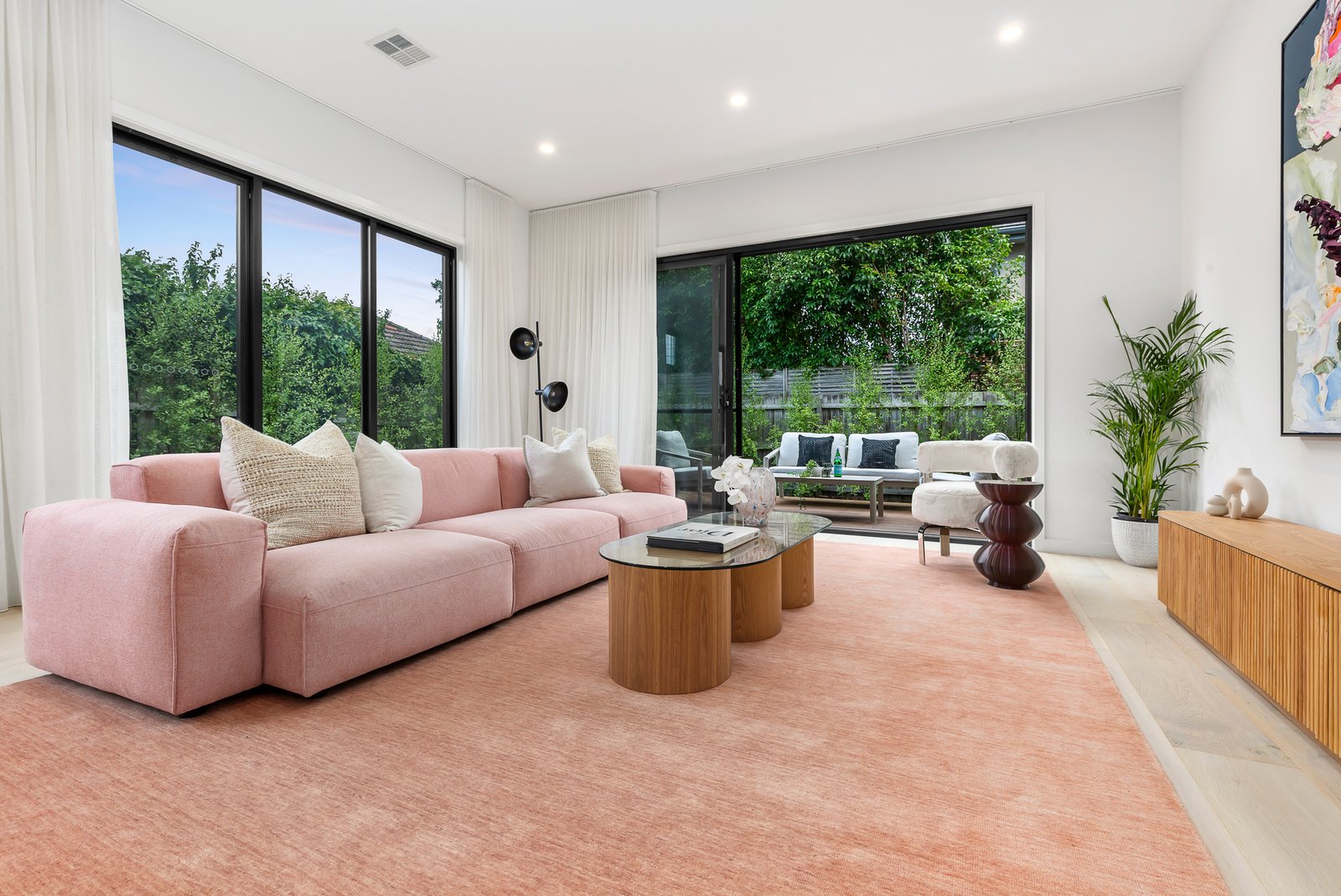 Gallery: 98 Fewster Road
