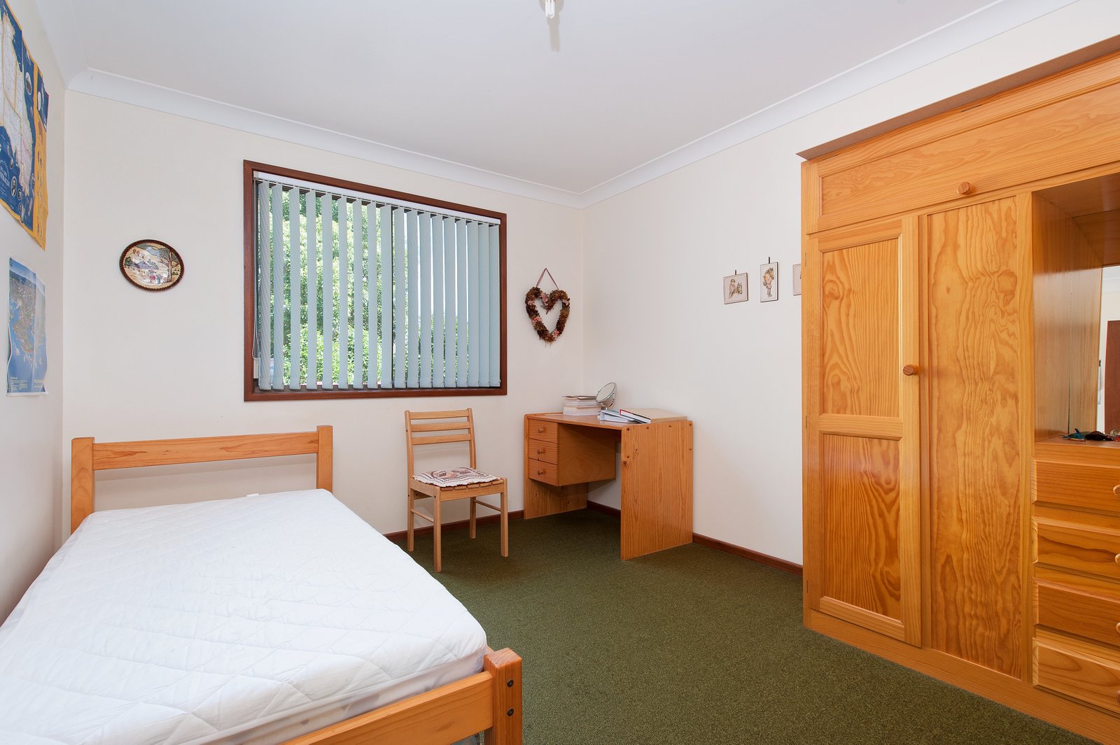 98 Foreshore Drive SALAMANDER BAY 9