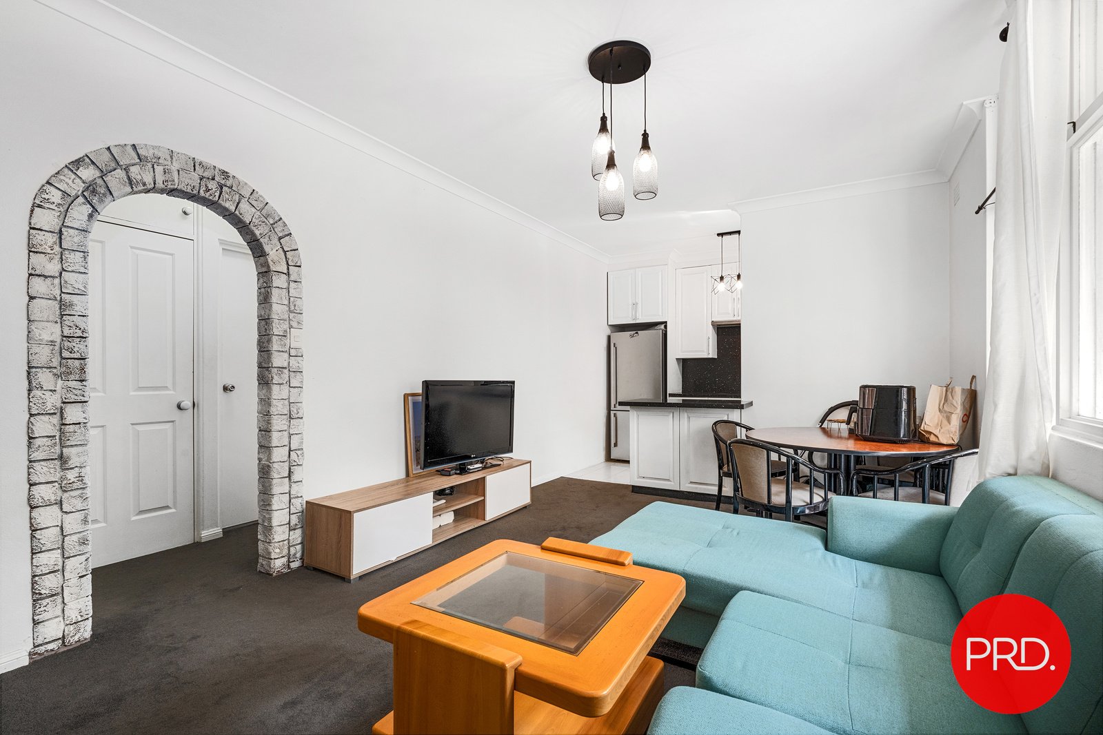 9/8 French Street KOGARAH 2