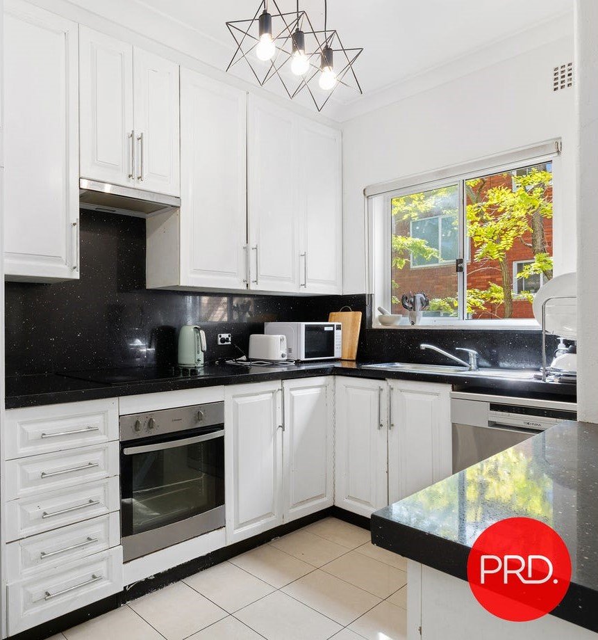 9/8 French Street KOGARAH 2