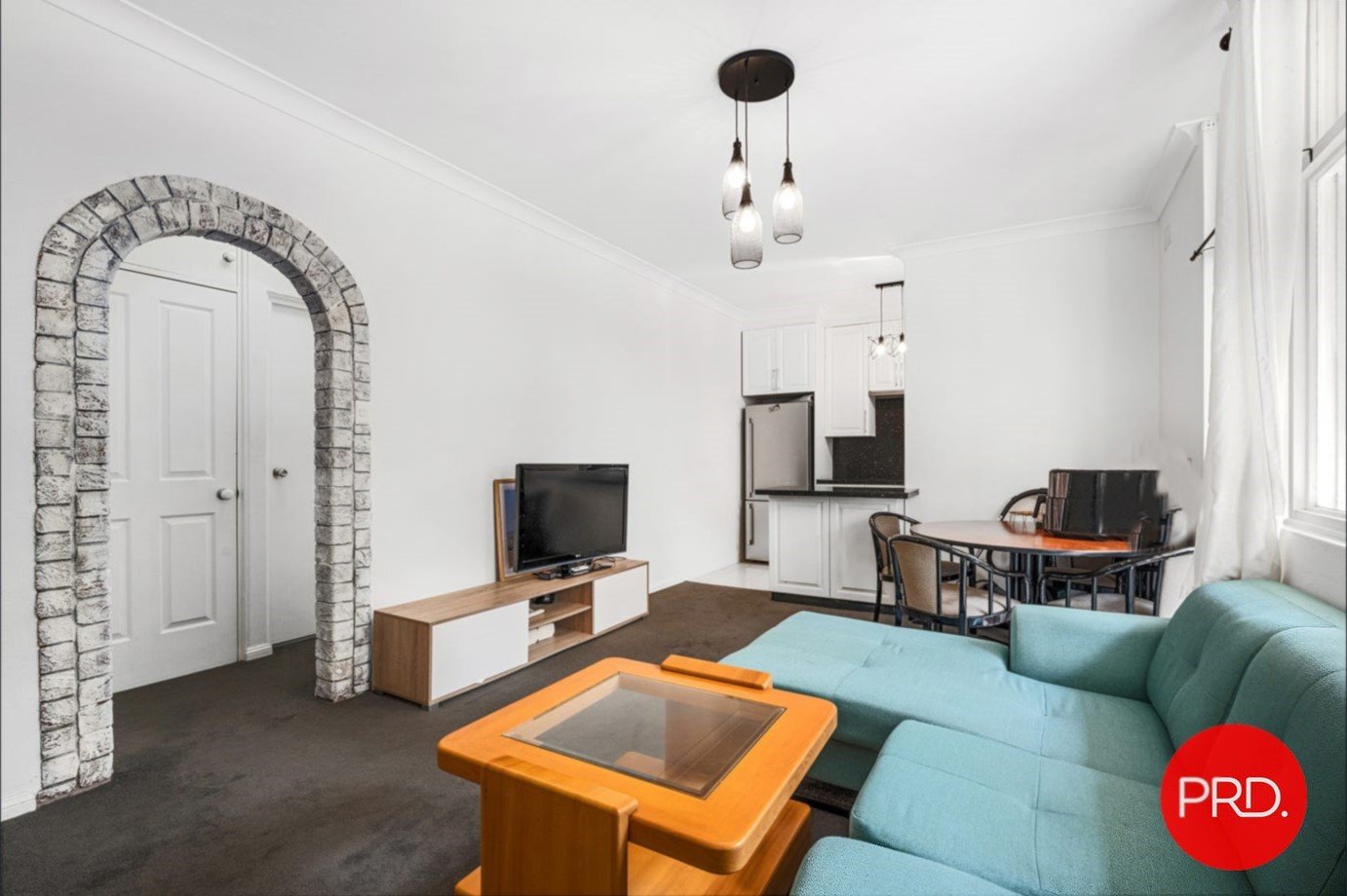 9/8 French Street KOGARAH 4