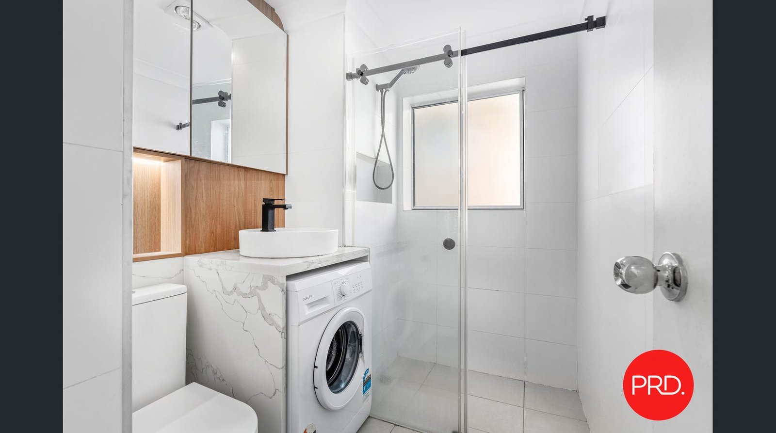 9/8 French Street KOGARAH 5