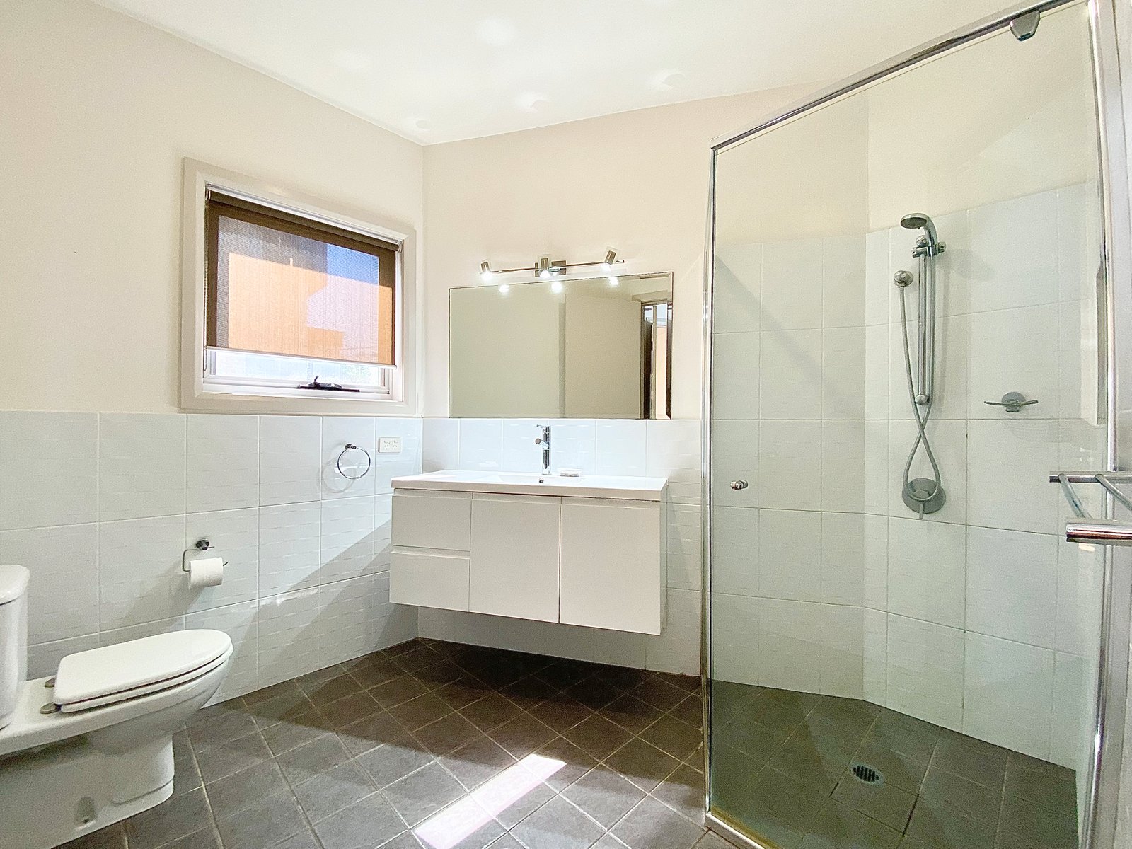 98 Government Road NELSON BAY 12