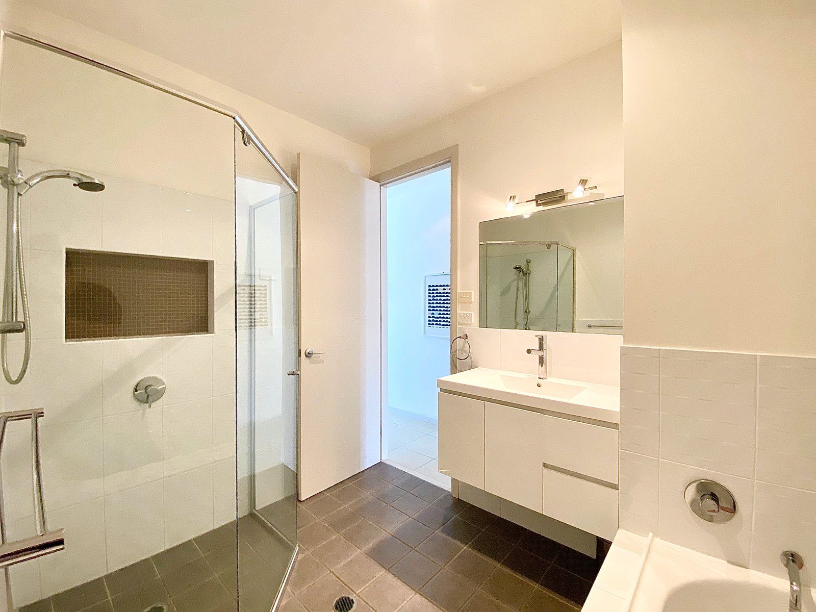 98 Government Road NELSON BAY 18