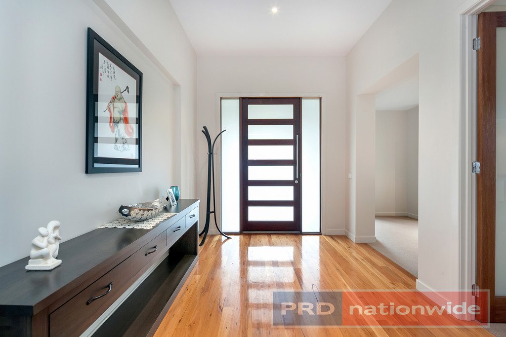 98 Hermitage Avenue MOUNT CLEAR 2