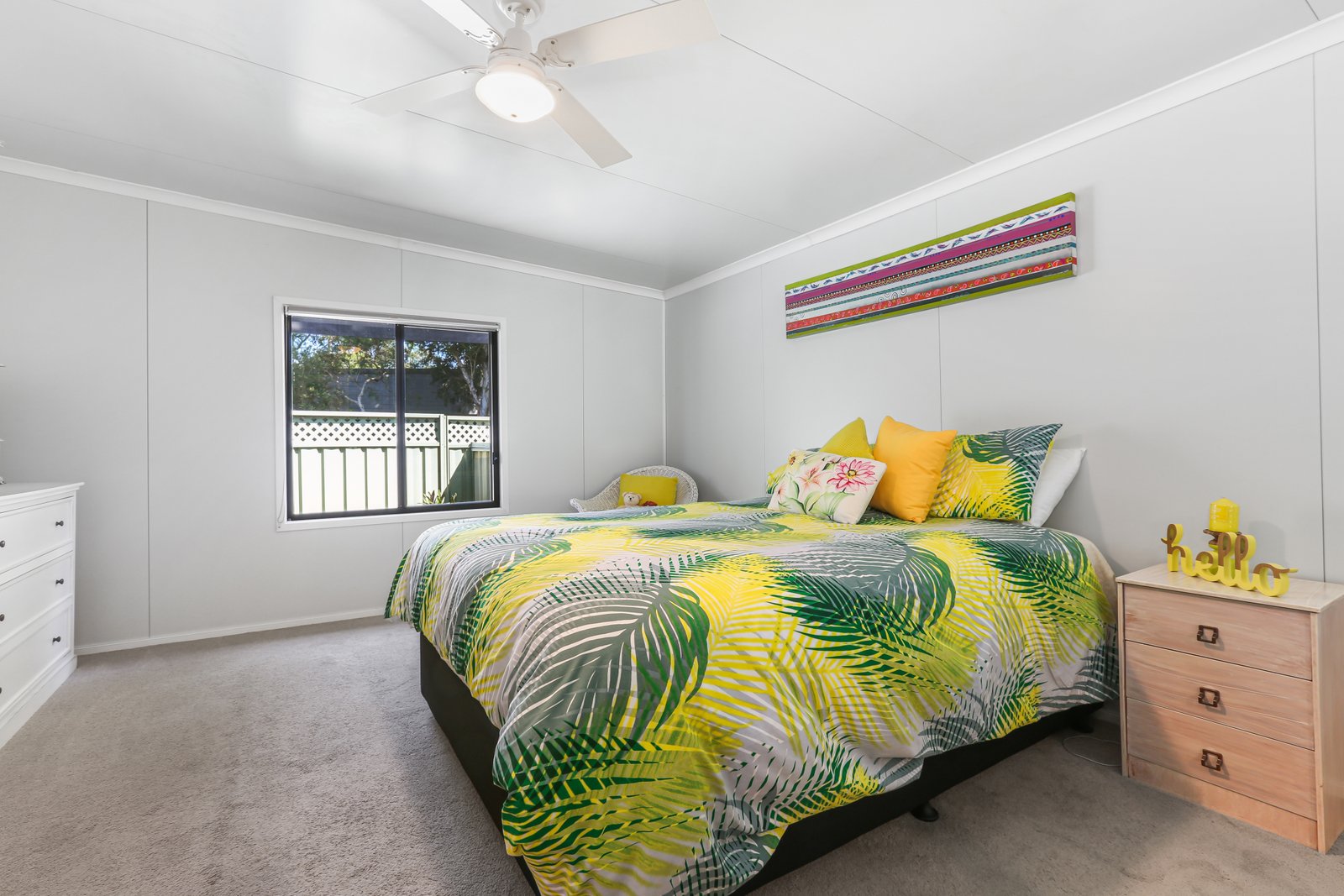 98 Lakeline Drive KANAHOOKA 7