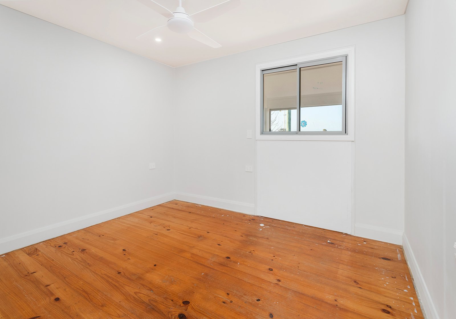 98 Lakeside Drive KANAHOOKA 5