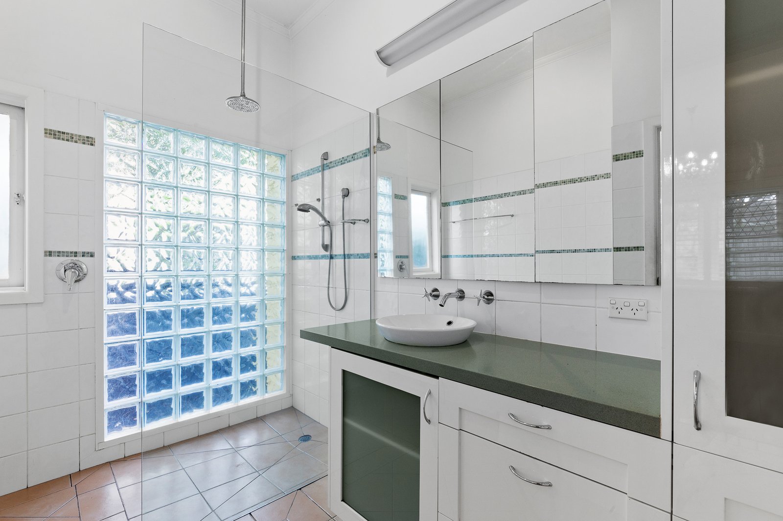 Gallery: 98 Linacre Road