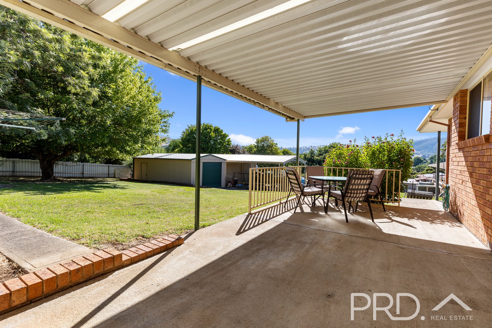 98 Lynch Street ADELONG 11
