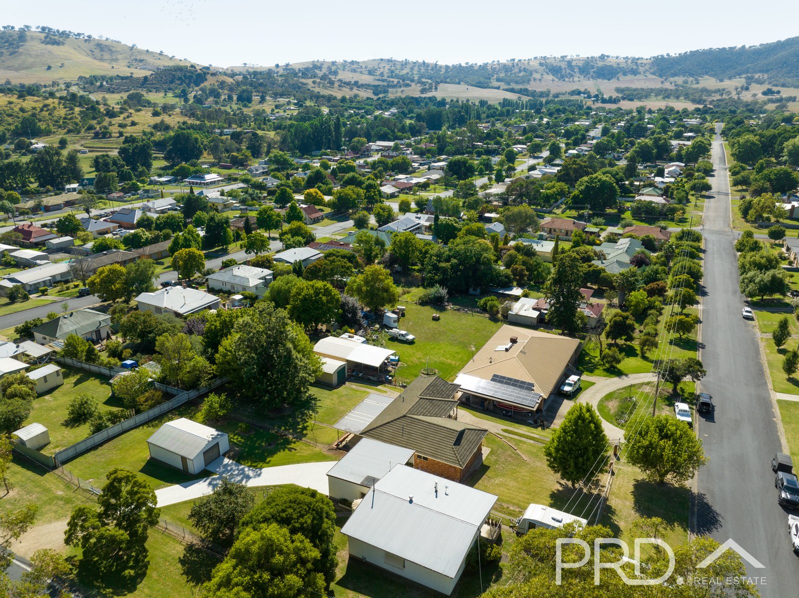 98 Lynch Street ADELONG 17