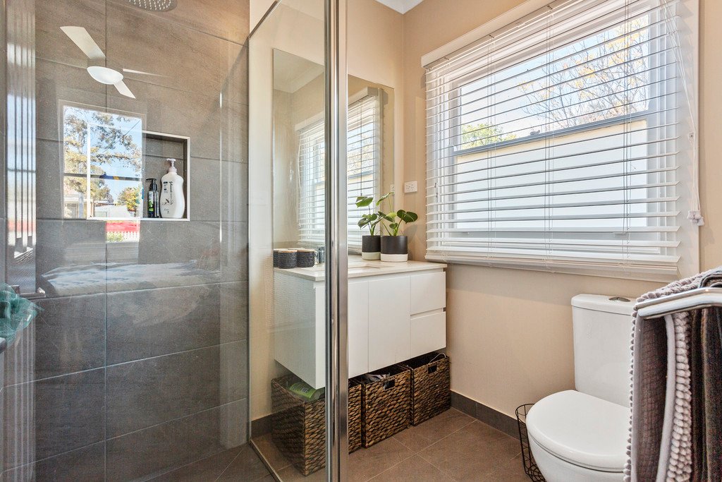 98 Marong Road BENDIGO 4