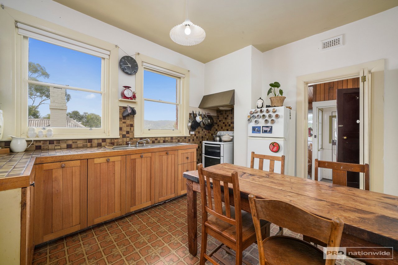 98 Molle Street WEST HOBART 5