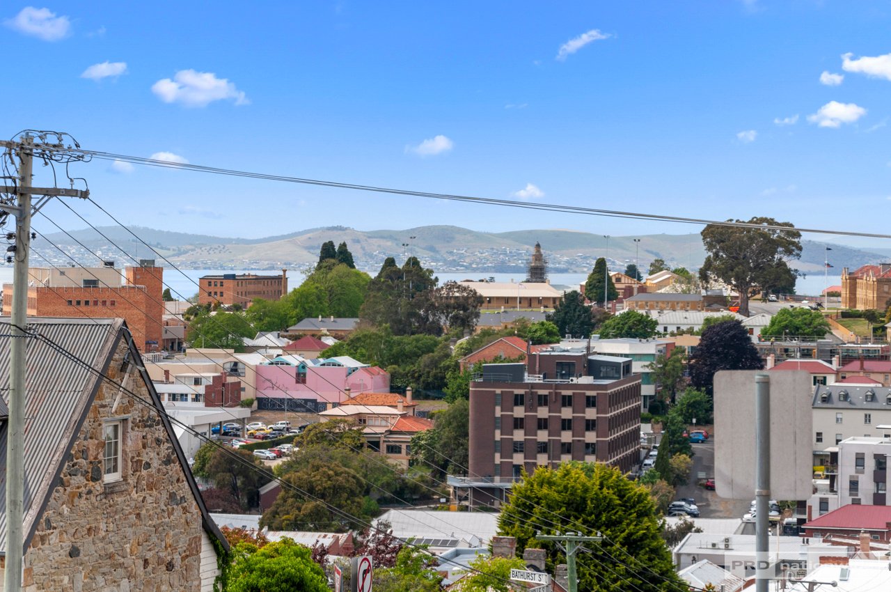 98 Molle Street WEST HOBART 17