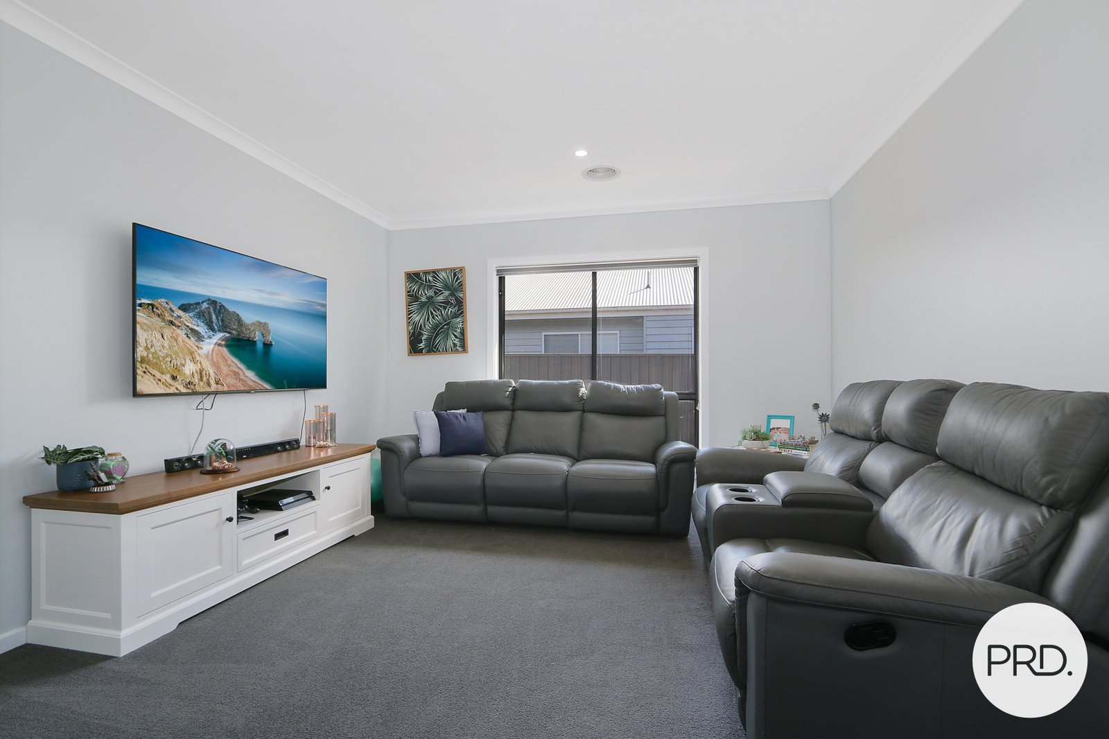 98 Nottingham Road THURGOONA 10