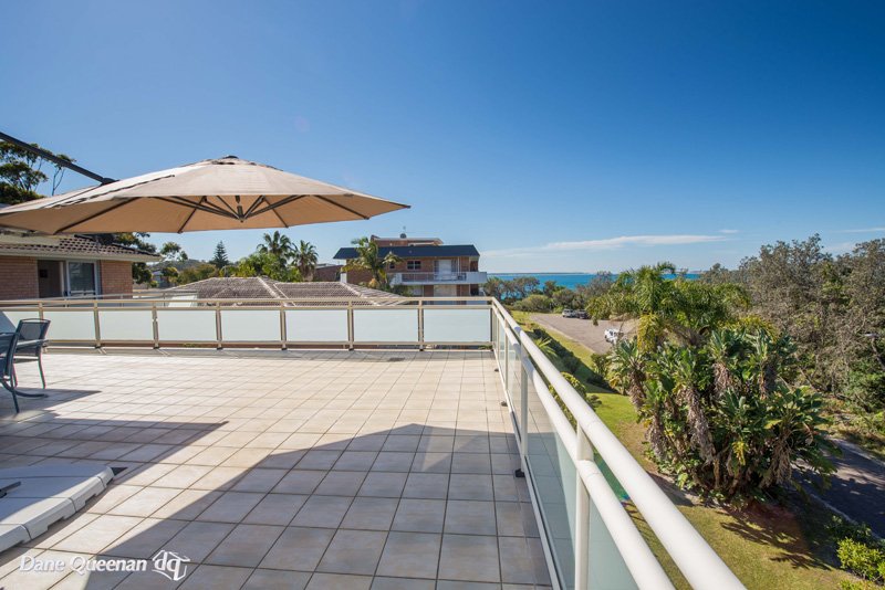 9/8 Ondine Close. Close NELSON BAY 3