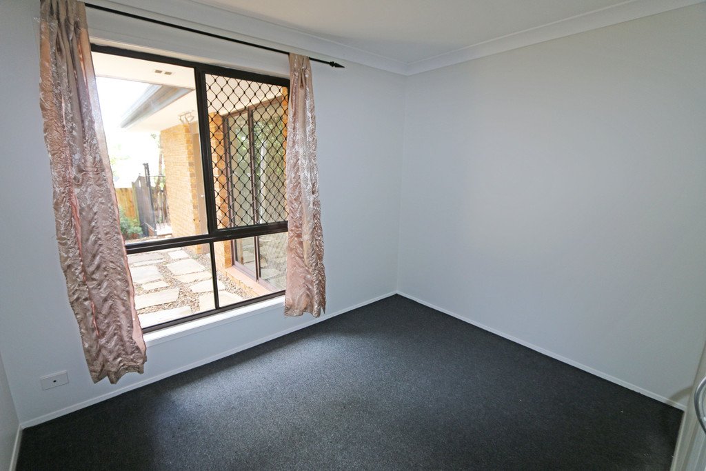 98 Pappas Way CARRARA 7