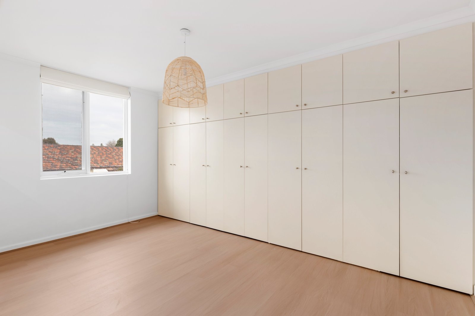 Real Estate and Property in 9/8 Pine Avenue, Elwood, VIC