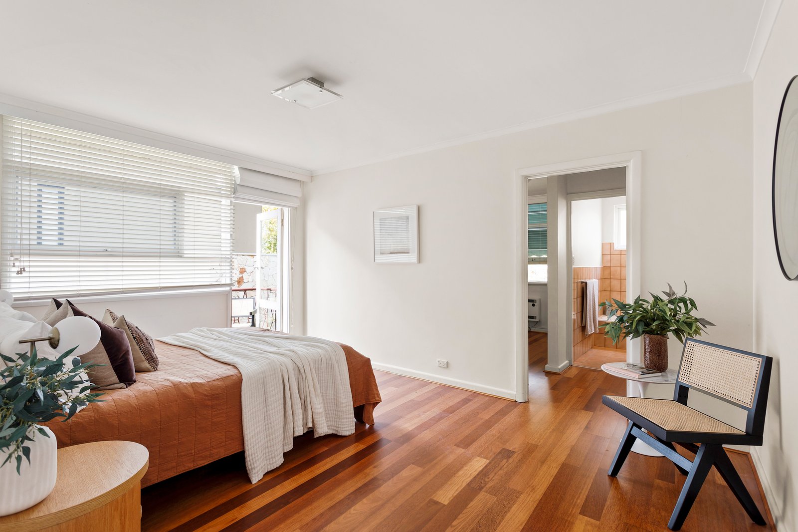 Real Estate and Property in 9/8 Pine Avenue, Elwood, VIC