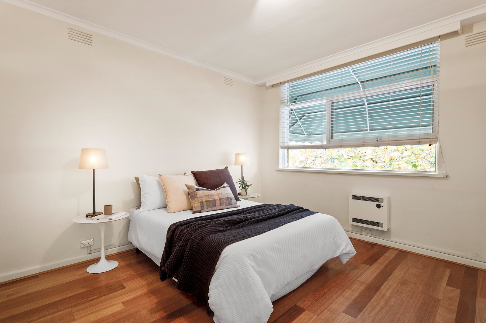 Real Estate and Property in 9/8 Pine Avenue, Elwood, VIC