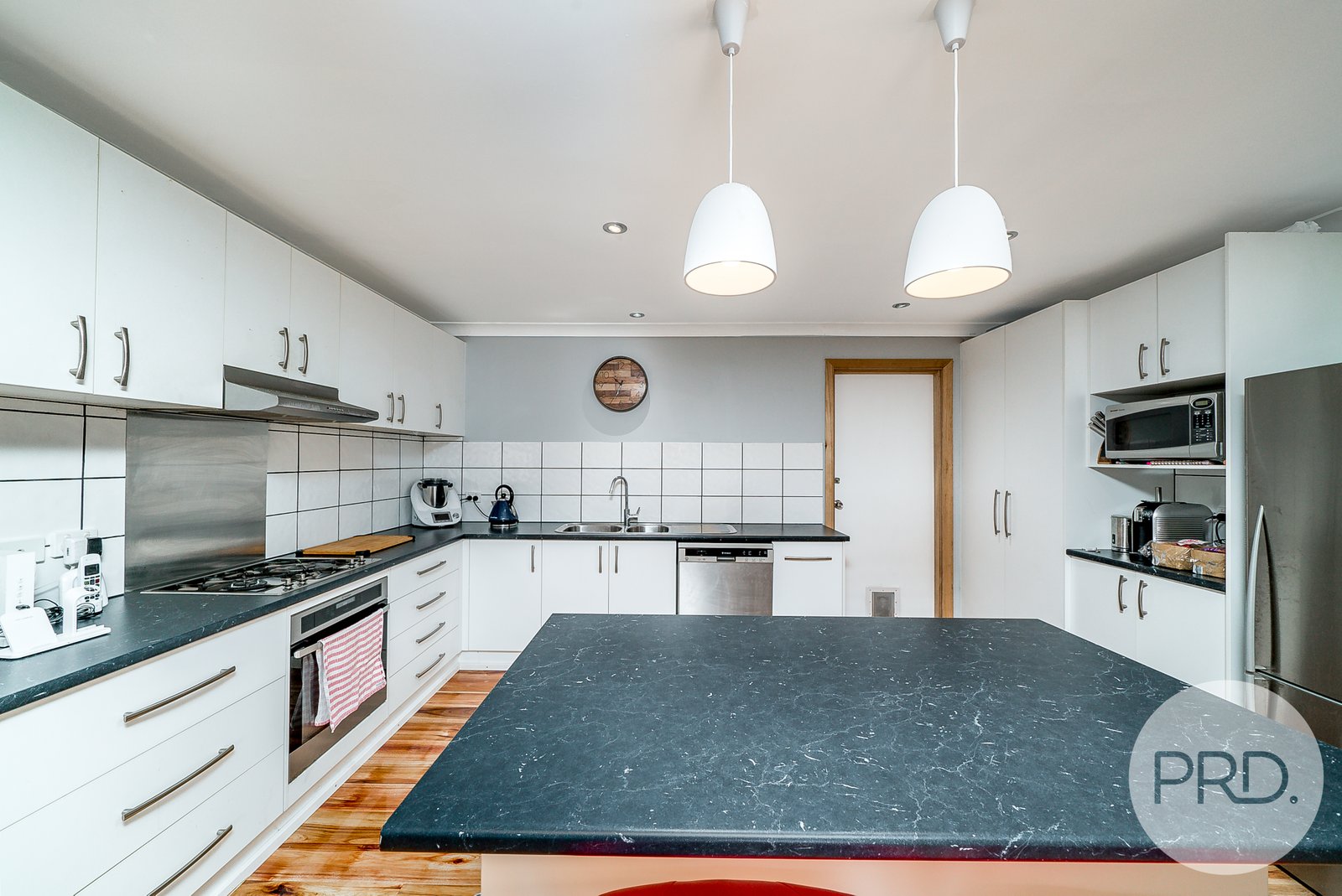 98 Raye Street TOLLAND 3