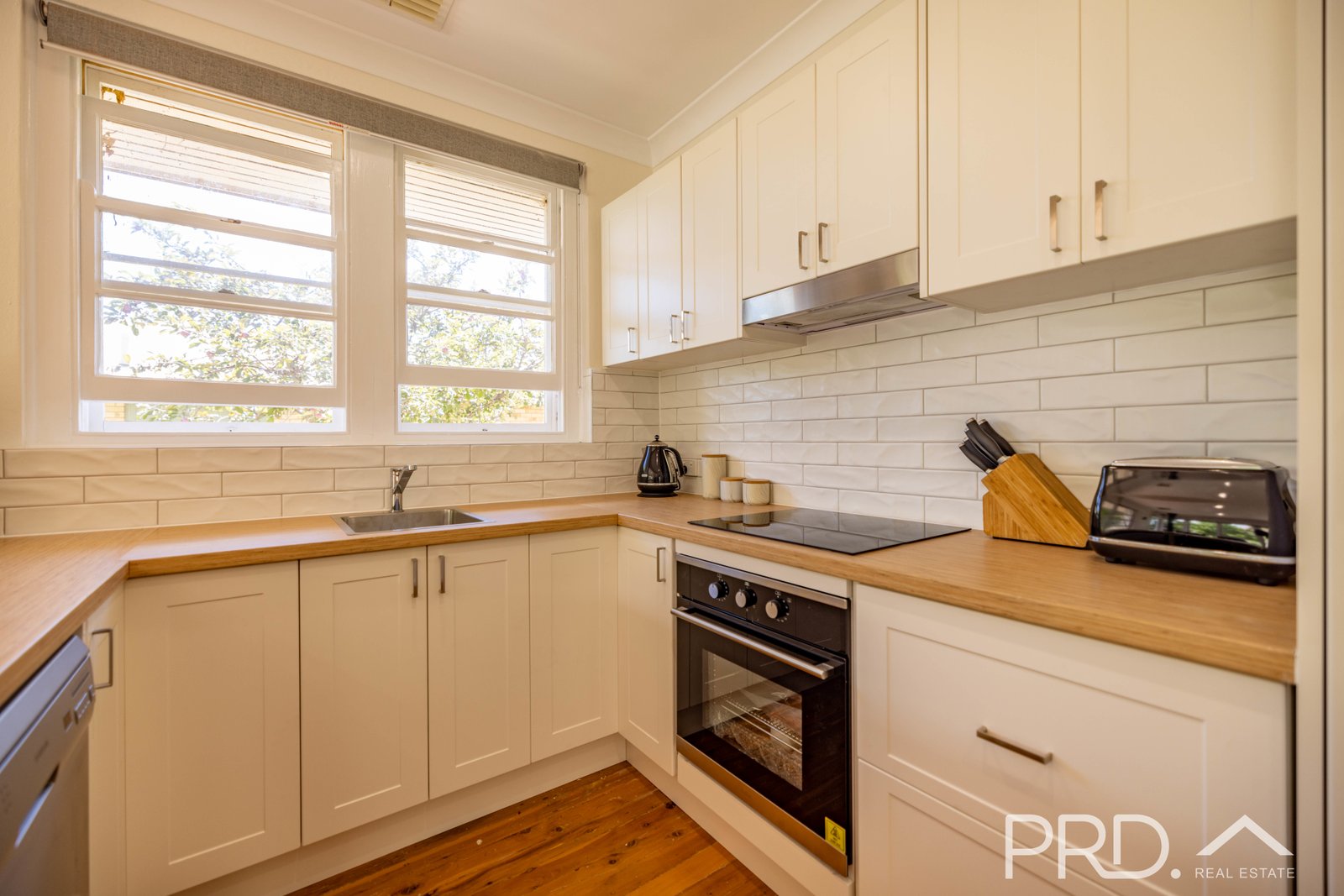 98 Richmond St  TUMUT 4