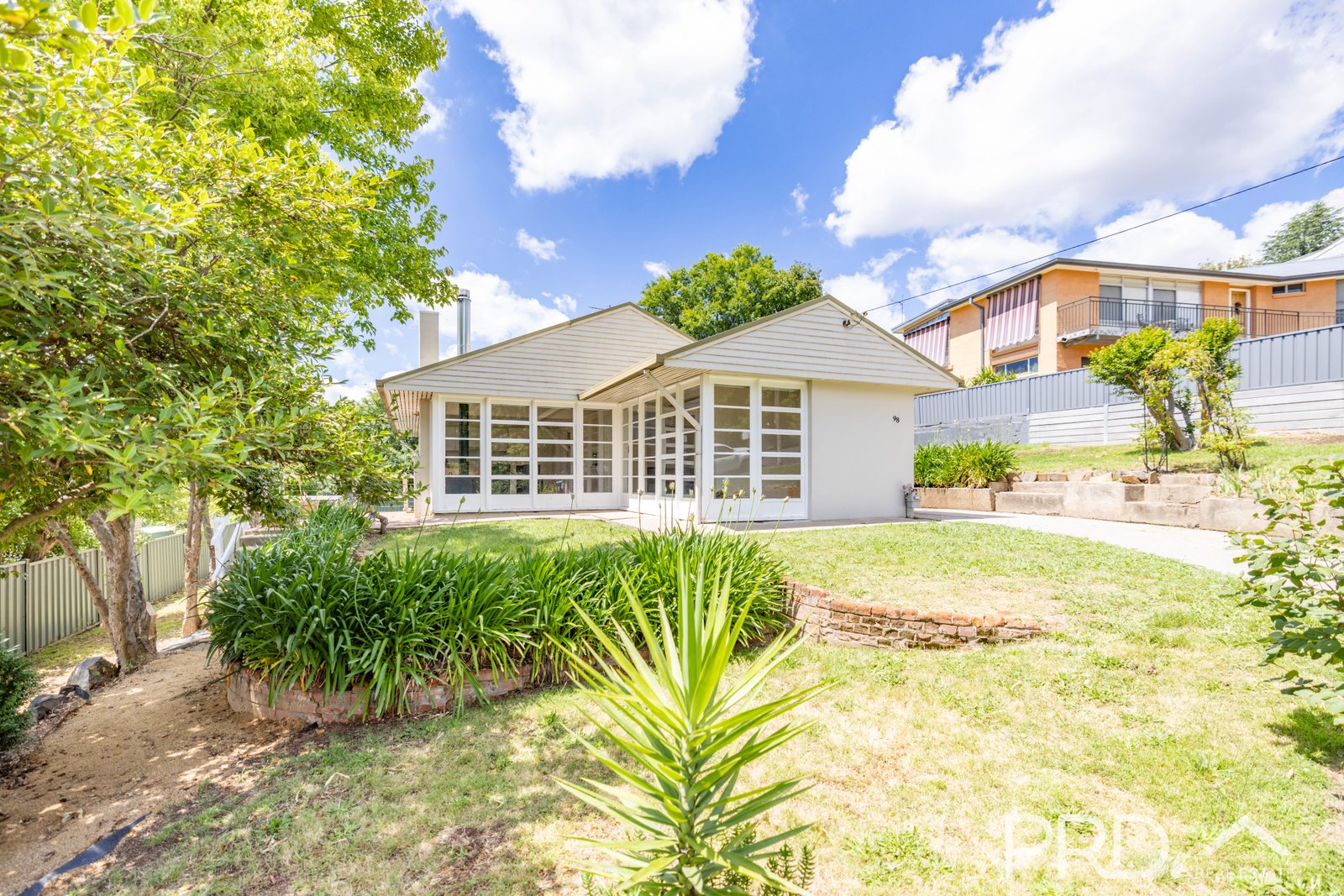 98 Richmond St  TUMUT 14