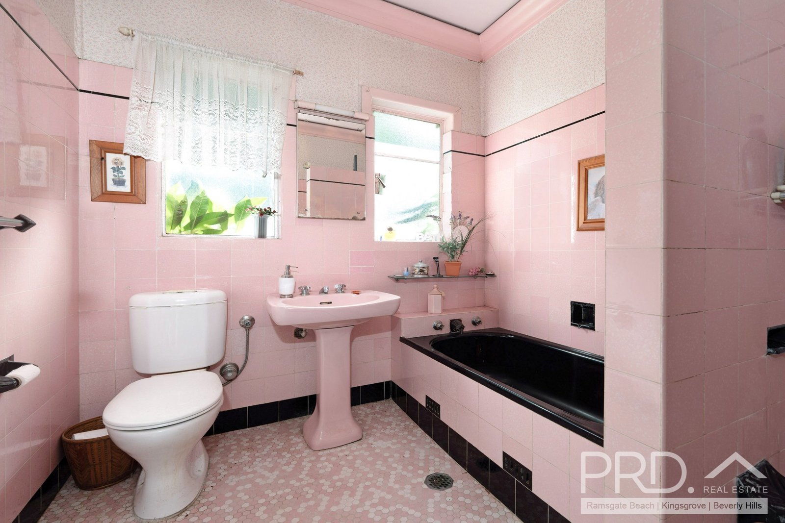 98 Rogers Street ROSELANDS 8